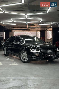 Седан Audi A8 2014 в 