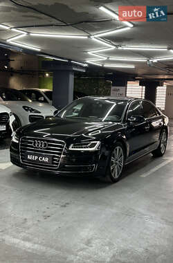 Седан Audi A8 2014 в 