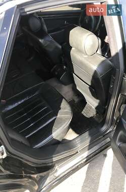 Седан Audi A8 1995 в 