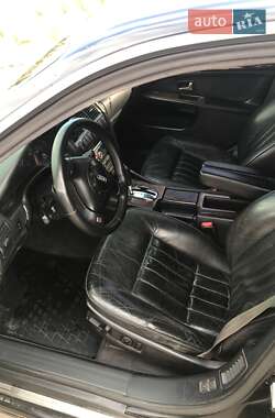Седан Audi A8 1995 в 