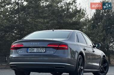 Седан Audi A8 2015 в 