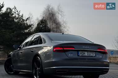 Седан Audi A8 2015 в 