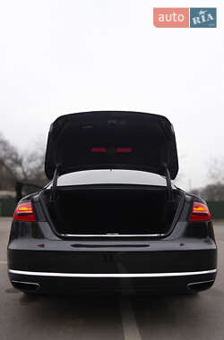 Седан Audi A8 2014 в 