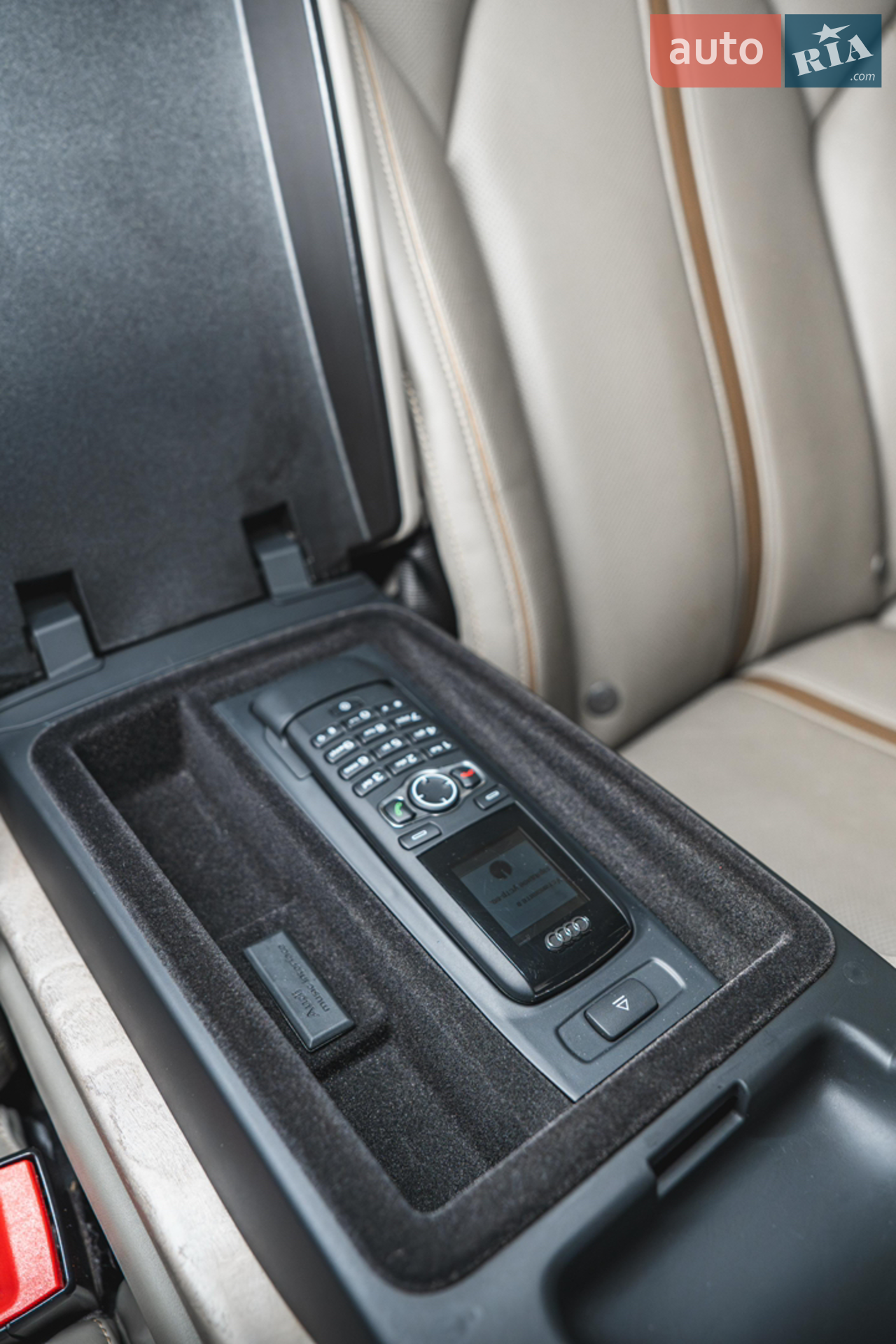 2014 Audi A8 - мініатюра 29