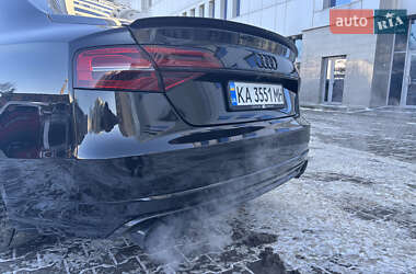 Седан Audi A8 2015 в Києві