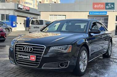 Седан Audi A8 2010 в Одесі