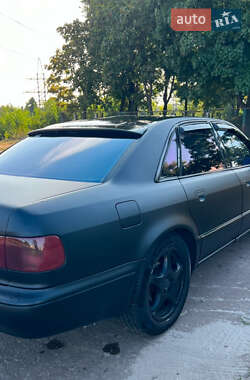Седан Audi A8 1995 в 