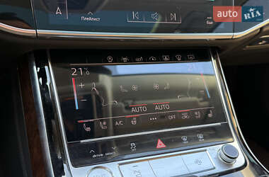 Седан Audi A8 2018 в 