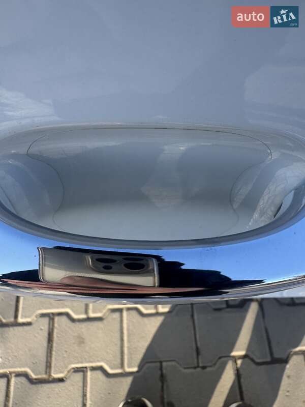 Седан Audi A8 2015 в Могилев-Подольске