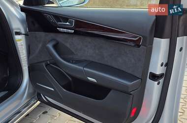 Седан Audi A8 2012 в Тернополе