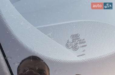 Седан Audi A8 2012 в Тернополе