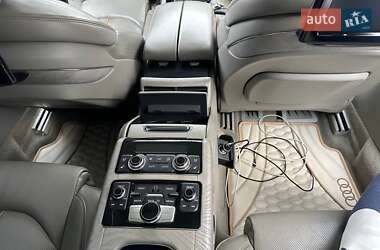 Седан Audi A8 2013 в 