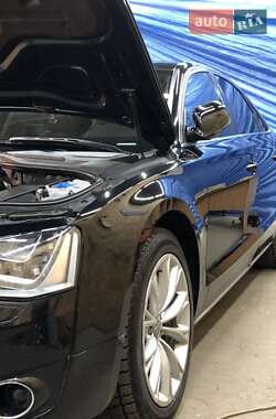 Седан Audi A8 2011 в 