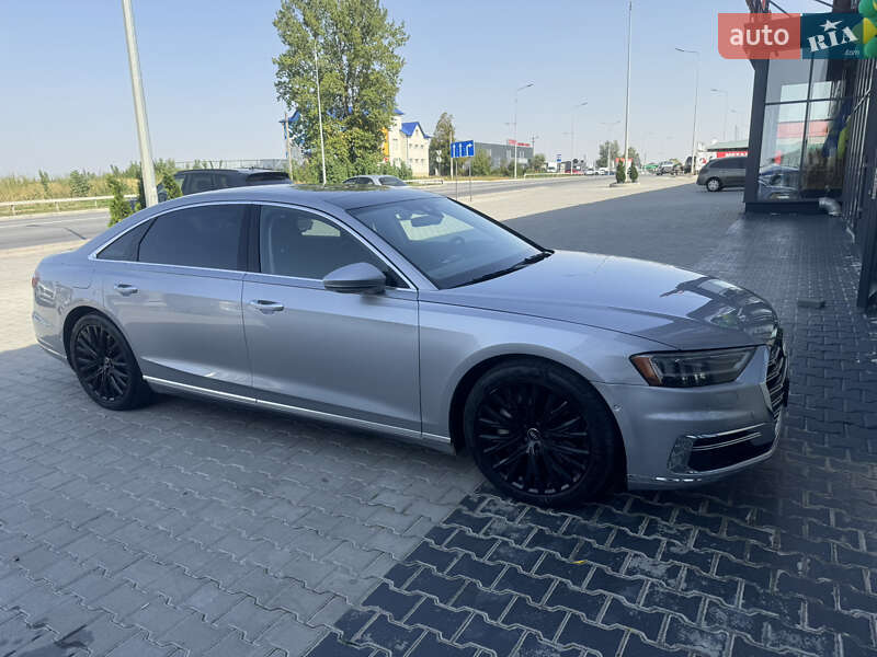 Седан Audi A8 2019 в 