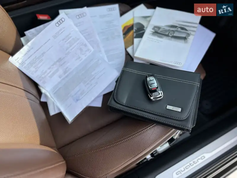 Седан Audi A8 2015 в Киеве документ