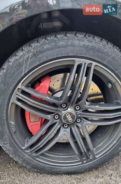 Седан Audi A8 2011 в 