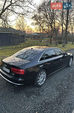 Седан Audi A8 2014 в Львове