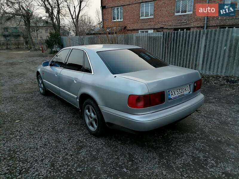Седан Audi A8 1996 в Харькове
