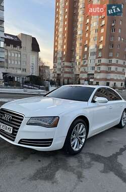 Седан Audi A8 2012 в Днепре