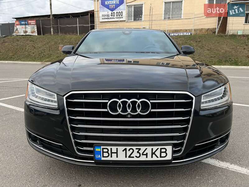 Седан Audi A8 2014 в Вінниці
