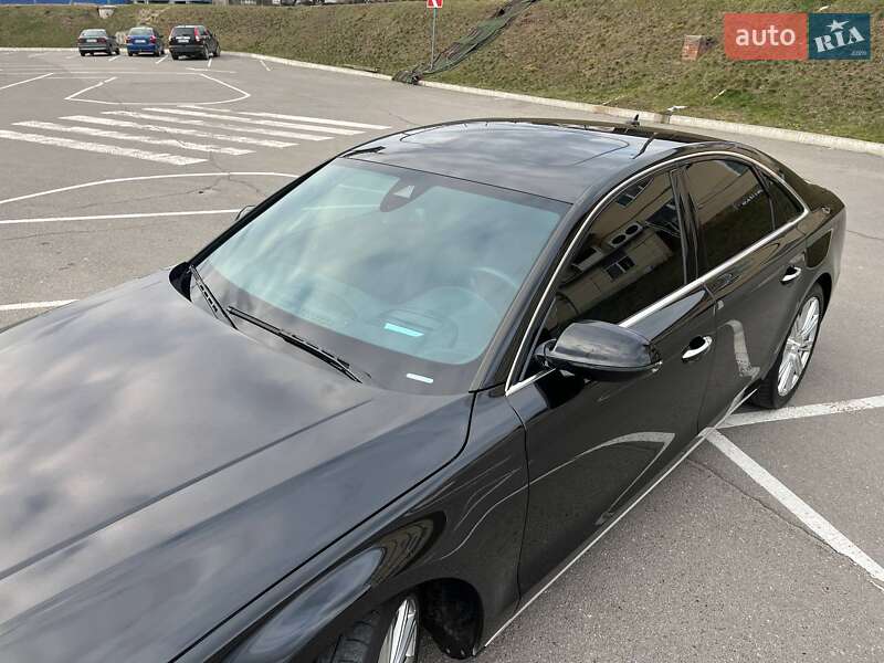 Седан Audi A8 2014 в Вінниці