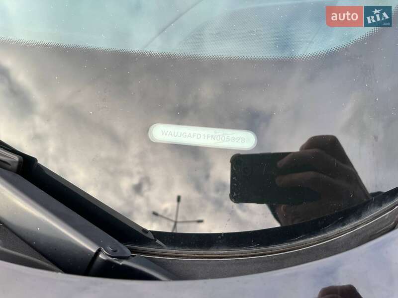 Седан Audi A8 2014 в Вінниці