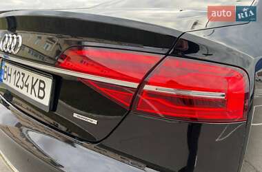 Седан Audi A8 2014 в Вінниці