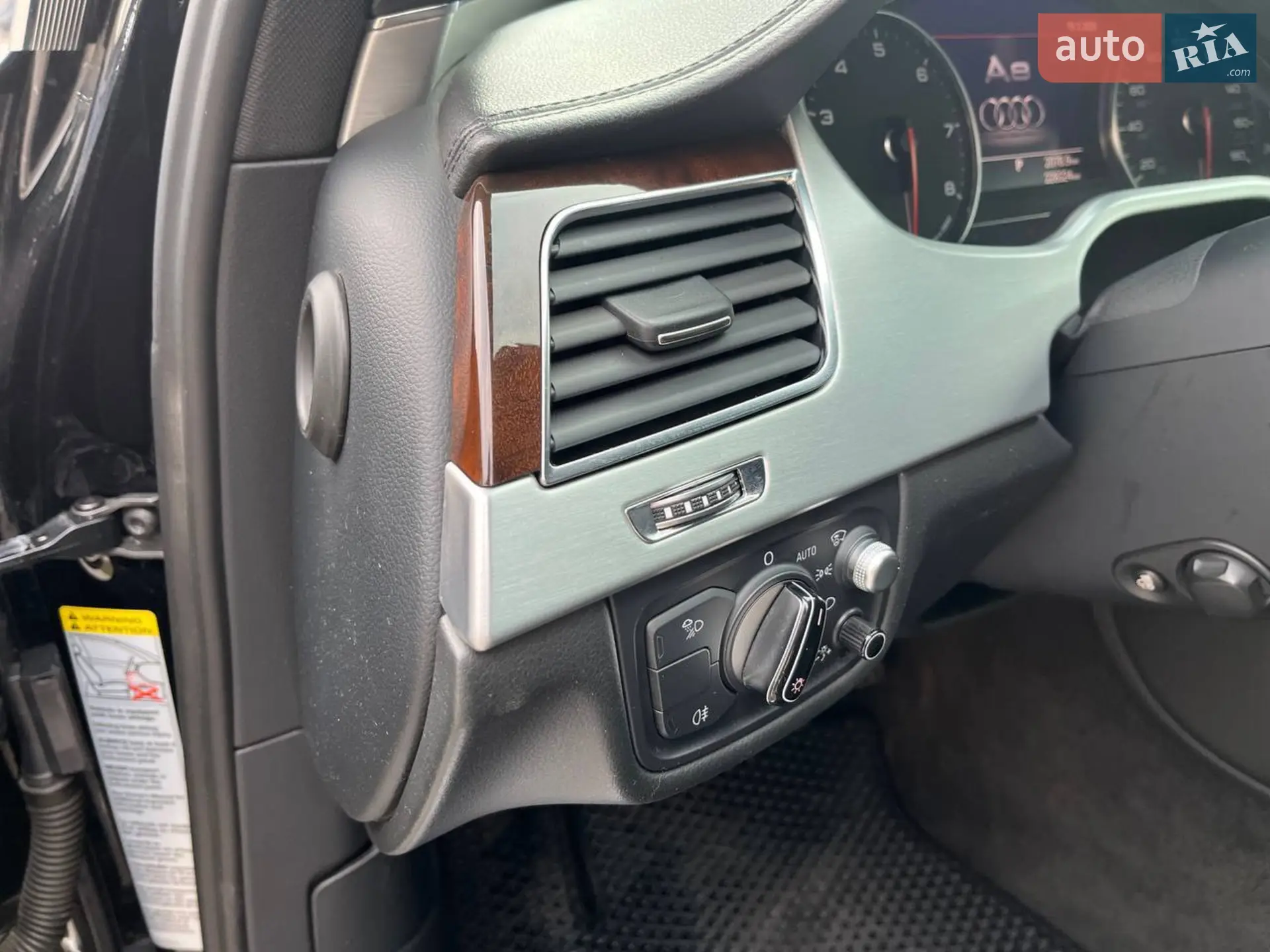 2014 Audi A8 - мініатюра 27