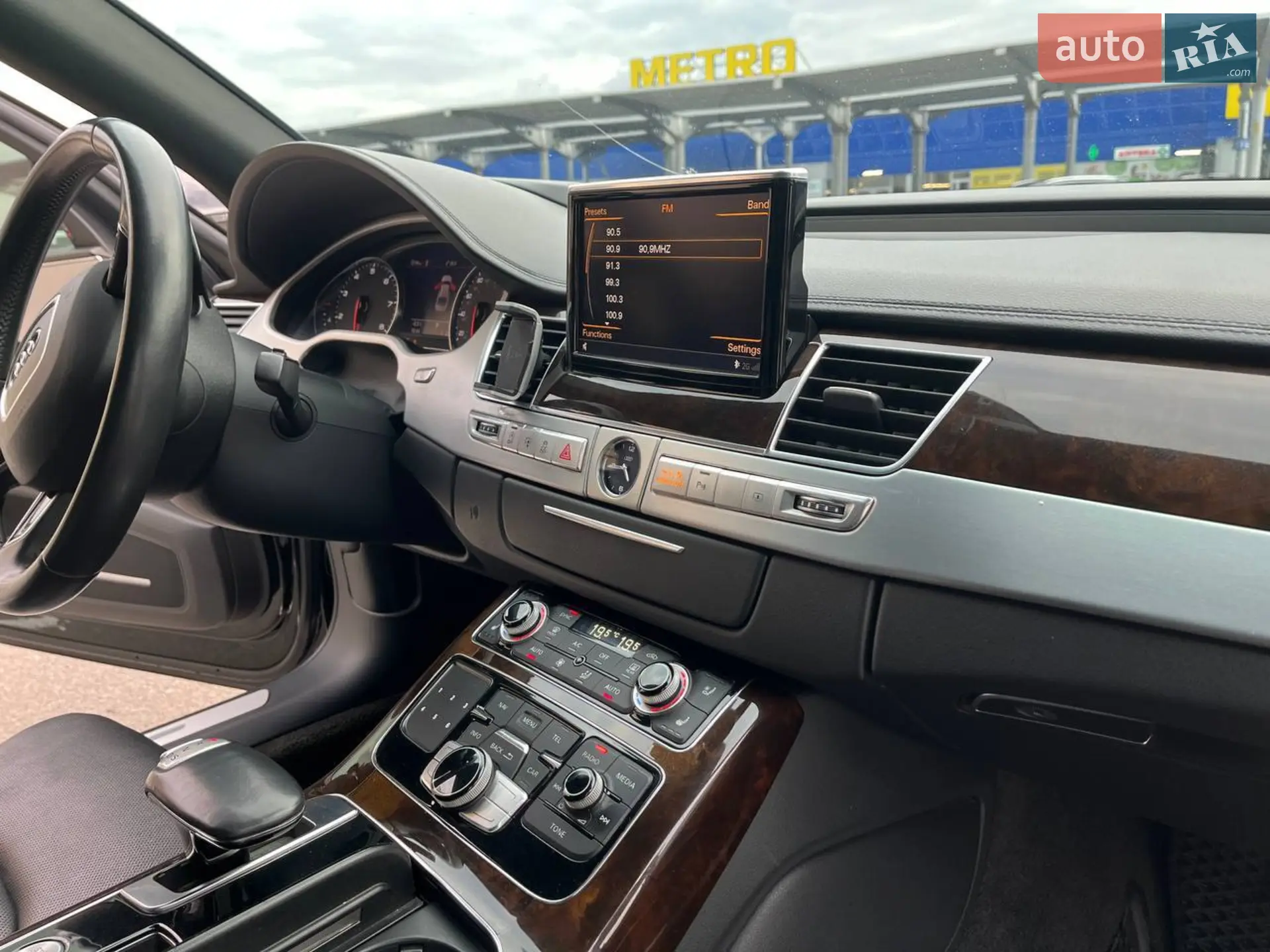 2014 Audi A8 - мініатюра 41