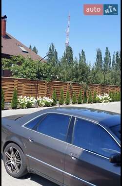 Седан Audi A8 1998 в 