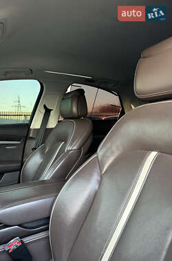 Седан Audi A8 2013 в 