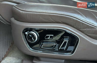 Седан Audi A8 2013 в 