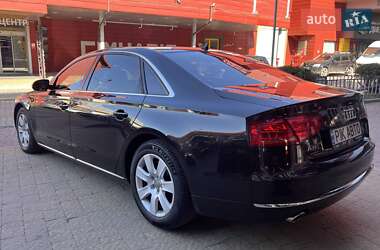Седан Audi A8 2012 в 