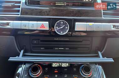 Седан Audi A8 2012 в 