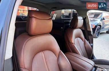 Седан Audi A8 2012 в 