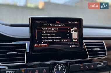 Седан Audi A8 2015 в 
