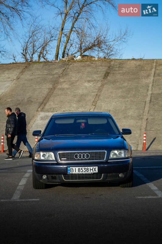 Седан Audi A8 2000 в Киеве