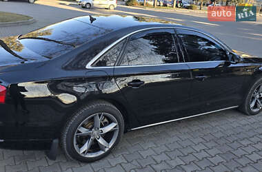 Седан Audi A8 2010 в Чернівцях