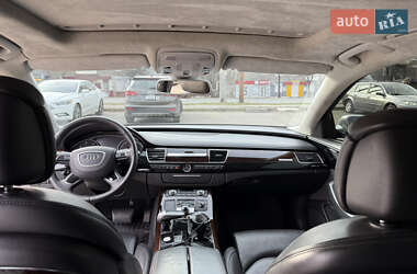 Седан Audi A8 2012 в 