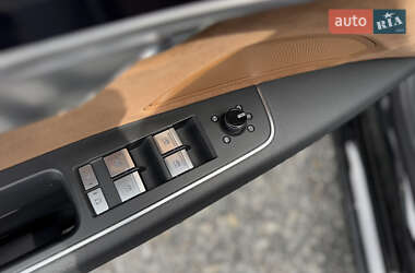 Седан Audi A8 2018 в 