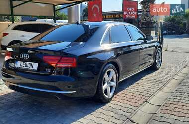 Седан Audi A8 2010 в 