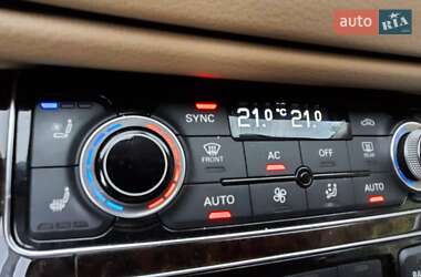 Седан Audi A8 2010 в 