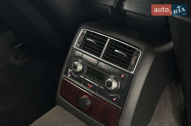 Седан Audi A8 2005 в 