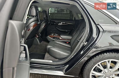 Седан Audi A8 2012 в 
