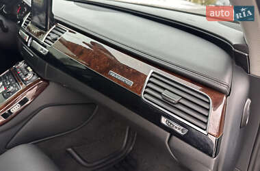 Седан Audi A8 2012 в 
