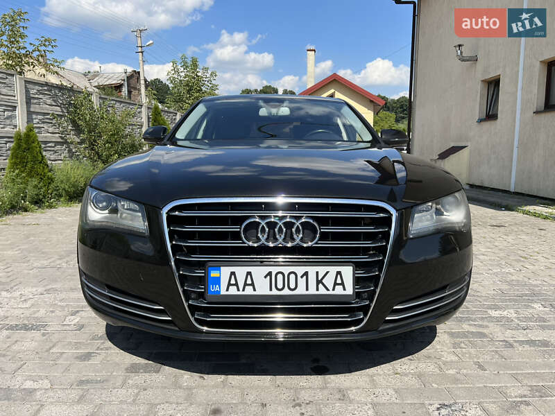 Audi A8 2012