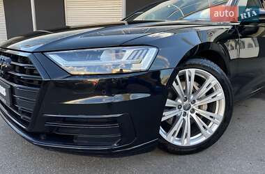 Седан Audi A8 2021 в 