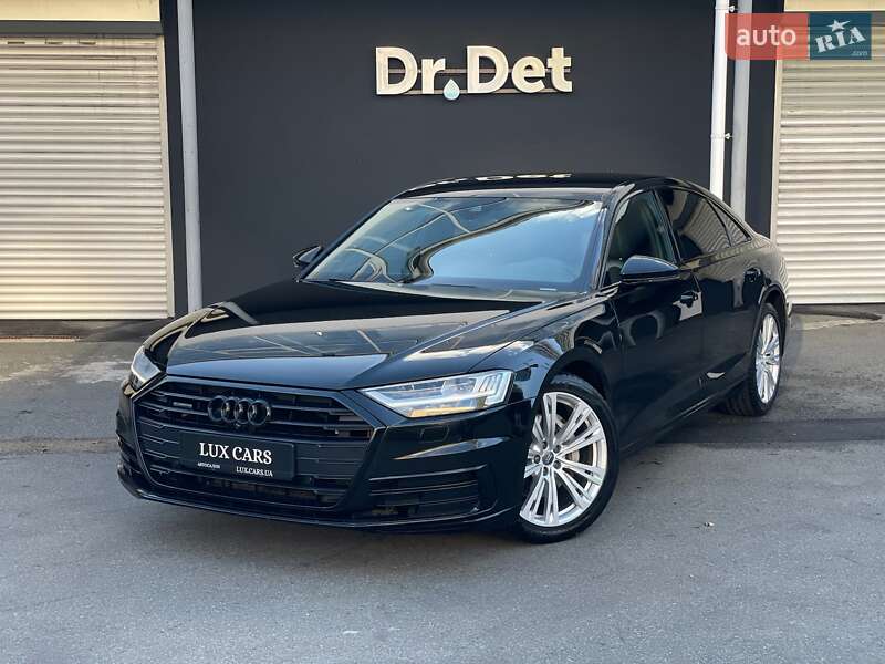 Седан Audi A8 2021 в Киеве