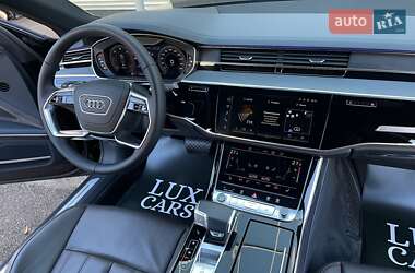 Седан Audi A8 2021 в 