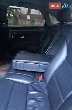 Седан Audi A8 2006 в 